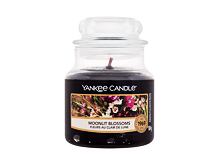 Vonná svíčka Yankee Candle Moonlit Blossoms 104 g