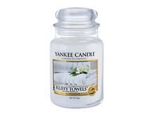 Vonná svíčka Yankee Candle Fluffy Towels 623 g vada zbarvení