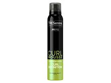 Tužidlo na vlasy TRESemmé Curl Mousse 200 ml